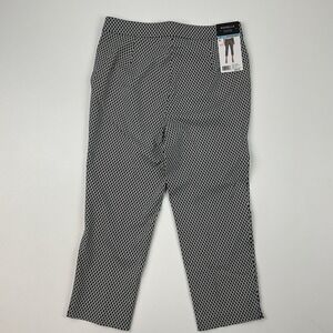 Rafaella Women's Stretch Capris Size 10 Comfort Fit Pants Travel Casual business